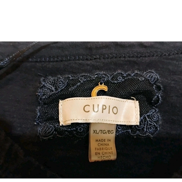 Cupio Navy V-Neck Short Sleeve Top - Picture 3 of 7